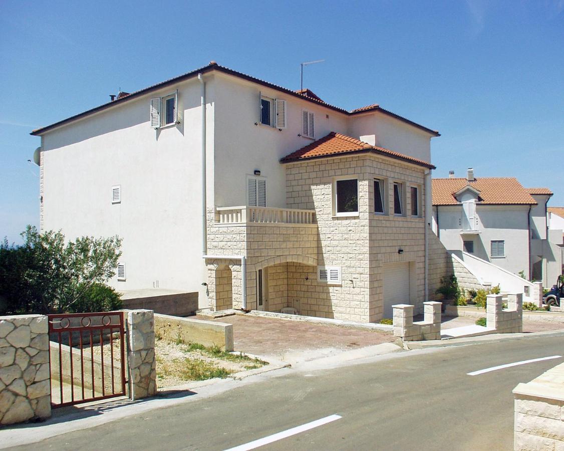 With A Parking Space Hvar - 4637 Apartment Hvar Town